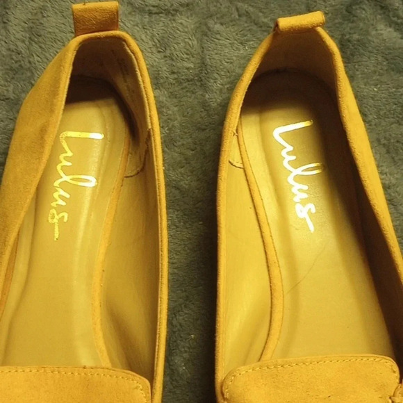 Lulu's Size 8 Emmy Slip ons - Picture 2 of 6